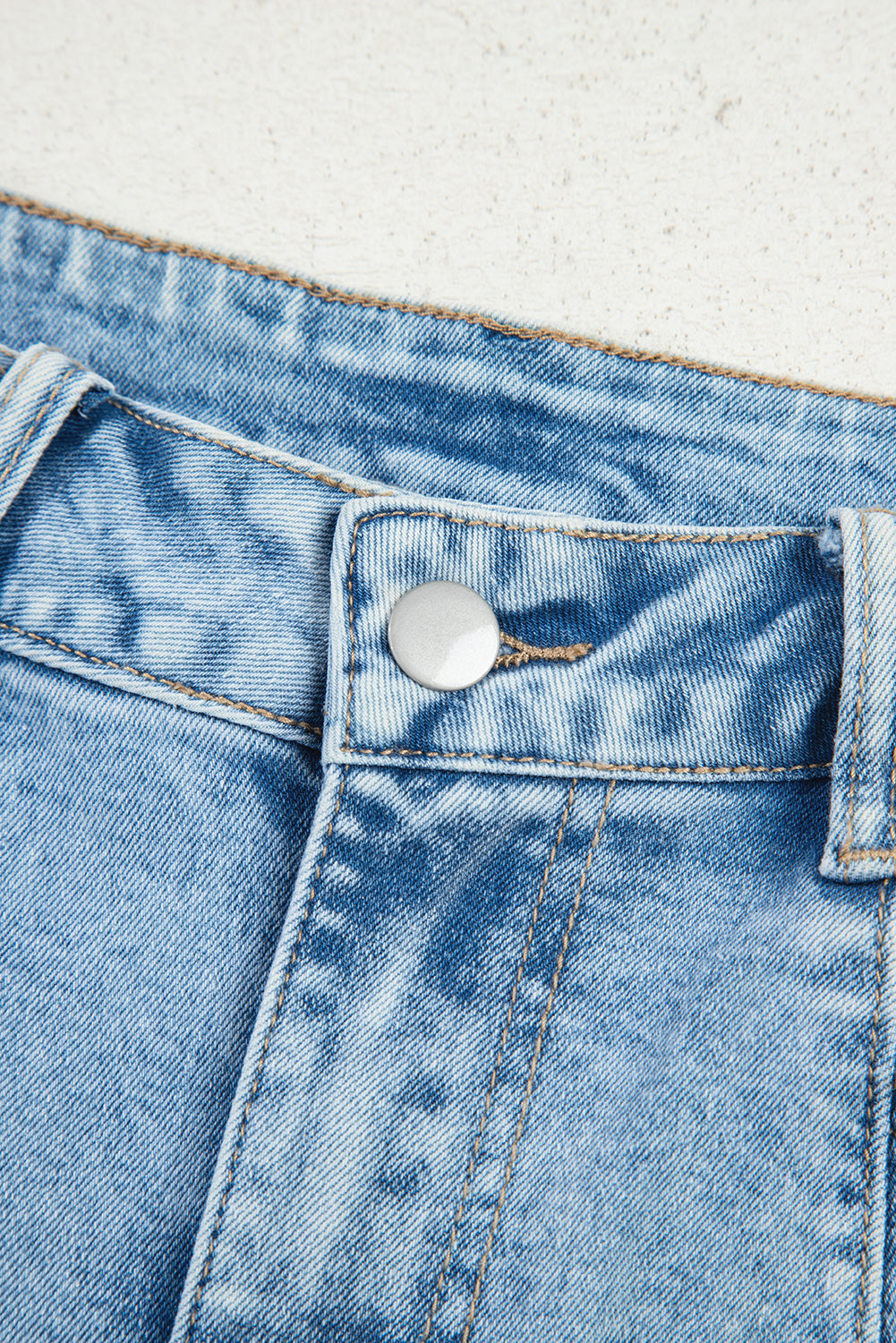 Flower Patched Light Wash High Waist Jeans